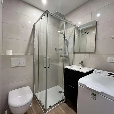 公寓 Studio Cosy Avec Terrasse, Piscine Et Climatisation A Mandelieu-la-napoule, Proche Commerces - Fr-1-609-107